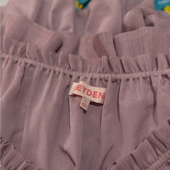 LEYDEN - Off-Shoulder Lilac  Top - Picture 6 of 6